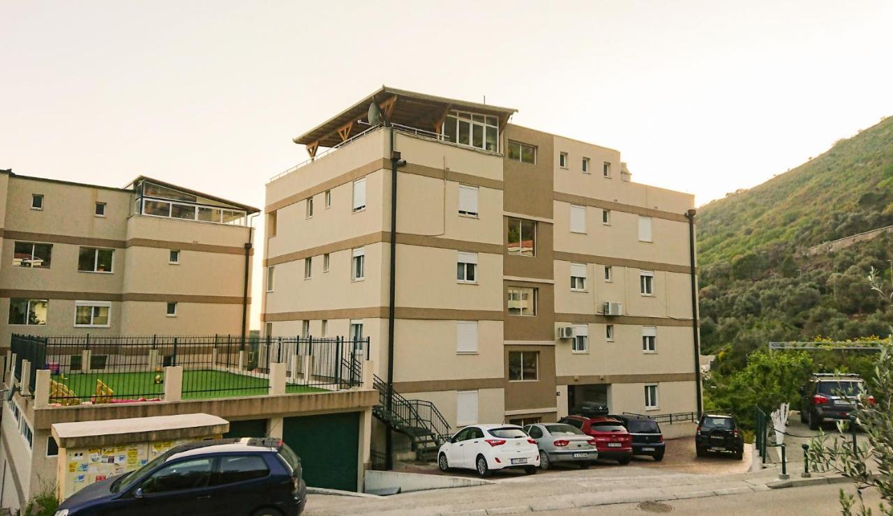 Apartment Green House Petrovac Dış mekan fotoğraf
